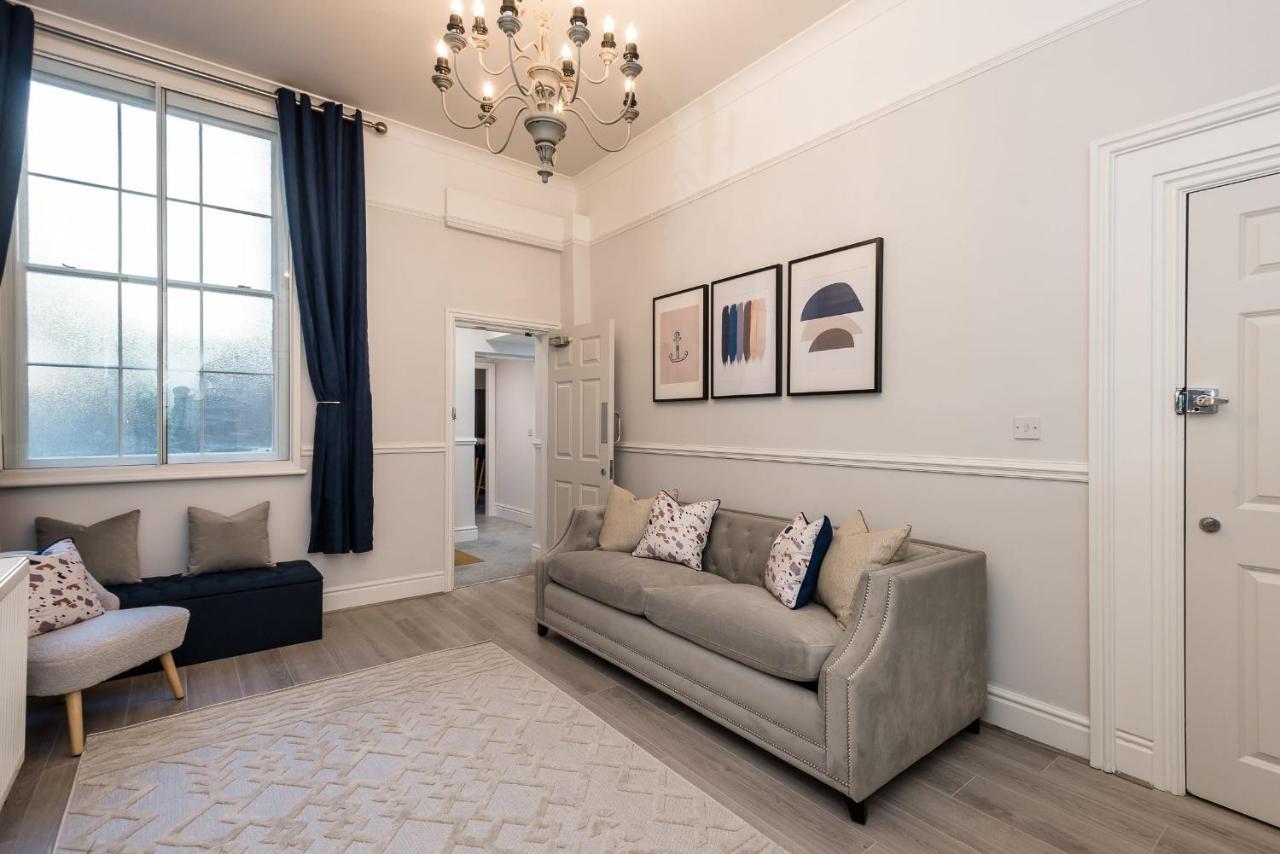 Host & - The Seel Street Townhouse *